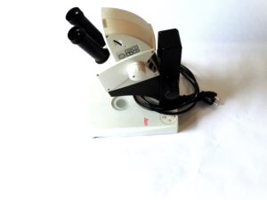 Microscope binoculaire